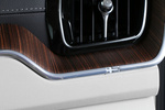Volvo XC60 D4 AWD Inscription Todo terreno Interior Moldura decorativa 5 puertas