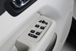 Volvo XC60 D4 AWD Inscription Todo terreno Interior Mandos puerta 5 puertas