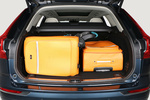 Volvo XC60 D4 AWD Inscription Todo terreno Interior Maletero 5 puertas