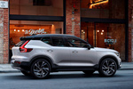 Volvo XC40 T5 AWD R-Design Todo terreno Crystal White Metallic  Exterior Lateral 5 puertas
