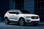 Volvo XC40 T5 AWD R-Design Todo terreno Crystal White Metallic  Exterior Lateral-Frontal 5 puertas