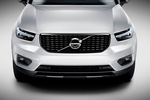 Volvo XC40 T5 AWD R-Design Todo terreno Crystal White Metallic  Exterior Frontal 5 puertas