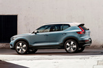 Volvo XC40 T5 AWD Momentum Todo terreno Amazon Blue / Techo Blanco Exterior Lateral-Posterior 5 puertas