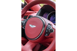 Aston Martin DB11 4.0 V8 Coup&eacute; Divine Red Interior Volante 2 puertas