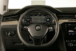 Volkswagen Arteon 2.0 TDI 4MOTION 176 kW (240 CV) DSG 7 vel. Elegance Turismo Interior Volante 5 puertas