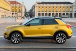 Volkswagen T-Roc Gama T-Roc Advance Style Todo terreno Amarillo C&uacute;rcuma metalizado | Techo Negro Exterior Lateral 5 puertas