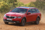 Skoda Scout 2.0 TDI 110 kW (150 CV) 4x4  Scout Turismo familiar Rojo Fuego Exterior Frontal-Lateral 5 puertas