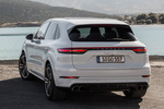 Porsche Cayenne Cayenne Turbo Cayenne Turbo Todo terreno Blanco Carrara Exterior Lateral-Posterior 5 puertas