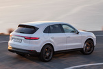 Porsche Cayenne Cayenne S Cayenne S Todo terreno Blanco Exterior Posterior-Lateral 5 puertas