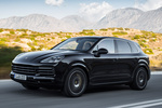 Porsche Cayenne Cayenne S Cayenne S Todo terreno Negro Jet Metalizado Exterior Frontal-Lateral 5 puertas