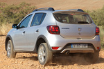 Dacia Sandero Stepway TCE 66 kW (90 CV) Stepway Turismo Gris Platino Exterior Lateral-Posterior 5 puertas