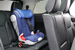 Land Rover Discovery 3.0 TDV6 190 kW (258 CV) Aut. First Edition 7 plazas Todo terreno Interior Silla infantil 5 puertas