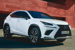Lexus NX 300h F Sport Todo terreno Exterior Frontal-Lateral 5 puertas