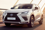 Lexus NX 300h F Sport Todo terreno Exterior Frontal-Lateral 5 puertas