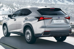 Lexus NX 300h F Sport Todo terreno Exterior Frontal-Lateral 5 puertas