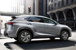Lexus NX 300h Luxury Todo terreno Exterior Frontal-Lateral 5 puertas