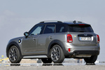 MINI MINI Countryman Cooper S E Countryman ALL4 Cooper S E Countryman ALL4 Todo terreno Moonwalk Grey Exterior Lateral-Posterior 5 puertas