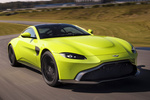 Aston Martin Vantage V8 Vantage V8 Vantage Coup&eacute; Lime Essence Exterior Frontal-Lateral 2 puertas