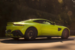 Aston Martin Vantage V8 Vantage V8 Vantage Coup&eacute; Lime Essence Exterior Posterior-Lateral 2 puertas