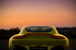 Aston Martin Vantage V8 Vantage V8 Vantage Coup&eacute; Lime Essence Exterior Pilotos 2 puertas