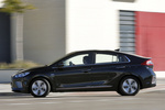Hyundai IONIQ El&eacute;ctrico 88 kW (120 CV) Style Turismo Phantom Black Exterior Lateral 5 puertas