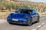 Porsche Panamera Turbo S-E Hybrid Sport Turismo Turbo S-E Hybrid Sport Turismo Turismo familiar Azul Zafiro Metalizado Exterior Frontal-Lateral 5 puertas