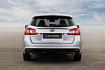 Subaru Levorg 1.6 170 CV Gama 2018 Turismo familiar Ice Silver Metallic Exterior Trasera 5 puertas
