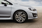 Subaru Levorg 1.6 170 CV Gama 2018 Turismo familiar Ice Silver Metallic Exterior Llanta 5 puertas