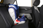 KIA Stonic 1.0 T-GDi Tech Eco-Dynamics 88 kW (120 CV) Tech Todo terreno Interior Silla infantil 5 puertas