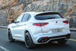 Alfa Romeo Stelvio Quadrifoglio Quadrifoglio Todo terreno Exterior Lateral-Posterior 5 puertas