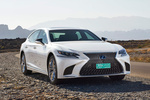 Lexus LS LS 500h LS 500h Turismo Sonic White Exterior Lateral-Frontal 4 puertas