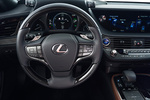 Lexus LS LS 500h Luxury Turismo Interior Volante 4 puertas