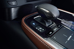 Lexus LS LS 500h Luxury Turismo Interior Palanca de Cambios 4 puertas