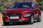 Hyundai Kona 1.0 T-GDI 88 kW (120 CV) 4x2 Klass Todo terreno Pulse Red Exterior Frontal-Lateral 5 puertas