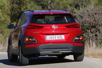 Hyundai Kona 1.0 T-GDI 88 kW (120 CV) 4x2 Klass Todo terreno Pulse Red Exterior Lateral-Posterior 5 puertas