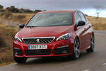 Peugeot 308 1.2 PureTech 130 CV GT Line Turismo Rojo Ultimate Exterior Frontal-Lateral 5 puertas