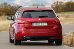Peugeot 308 1.2 PureTech 130 CV GT Line Turismo Rojo Ultimate Exterior Lateral-Posterior 5 puertas