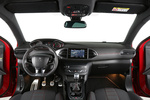 Peugeot 308 1.2 PureTech 130 CV GT Line Turismo Interior Salpicadero 5 puertas
