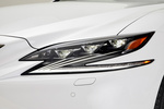 Lexus LS LS 500 (versi&oacute;n para EEUU) F SPORT Turismo White Nova Exterior Faro 4 puertas