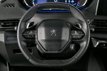 Peugeot 3008 1.2 PureTech 130 S&S Allure Todo terreno Interior Volante 5 puertas