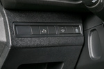 Peugeot 3008 1.2 PureTech 130 S&S Allure Todo terreno Interior Mandos salpicadero 5 puertas