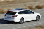Opel Insignia 2.0 CDTi Start & Stop Turbo D 125 kW (170 CV) AT8  Sports Tourer Exclusive Turismo familiar Blanco Ol&iacute;mpico Exterior Lateral-Posterior 5 puertas