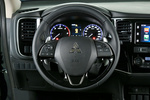 Mitsubishi Outlander DI-D 150 CV Motion Todo terreno Interior Volante 5 puertas