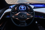 Lexus LF-1 Limitless Concept Todo terreno Interior Volante 5 puertas