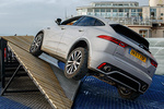 Jaguar E-PACE Gama E-PACE SE Todo terreno Yulong White Exterior Lateral-Posterior 5 puertas