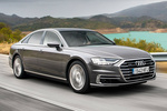 Audi A8 A8 50 TDI quattro triptonic 210 kW (286 CV) Gama A8 Turismo Gris Terra Exterior Frontal-Lateral 4 puertas