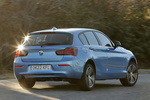 BMW Serie 1 116d Edition Sport Line Shadow Turismo Seaside Blue Exterior Posterior-Lateral 5 puertas