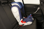 BMW Serie 1 116d Edition Sport Line Shadow Turismo Seaside Blue Interior Silla infantil 5 puertas