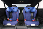 Mercedes-Benz Clase E E 220 d Coup&eacute;  AMG Line Coup&eacute; Coup&eacute; Interior Silla infantil 2 puertas