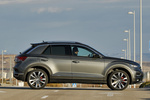 Volkswagen T-Roc 2.0 TSI 140 kW (190 CV) 4MOTION DSG 7 vel. Limited Edition Todo terreno Gris Indy metalizado Exterior Lateral 5 puertas